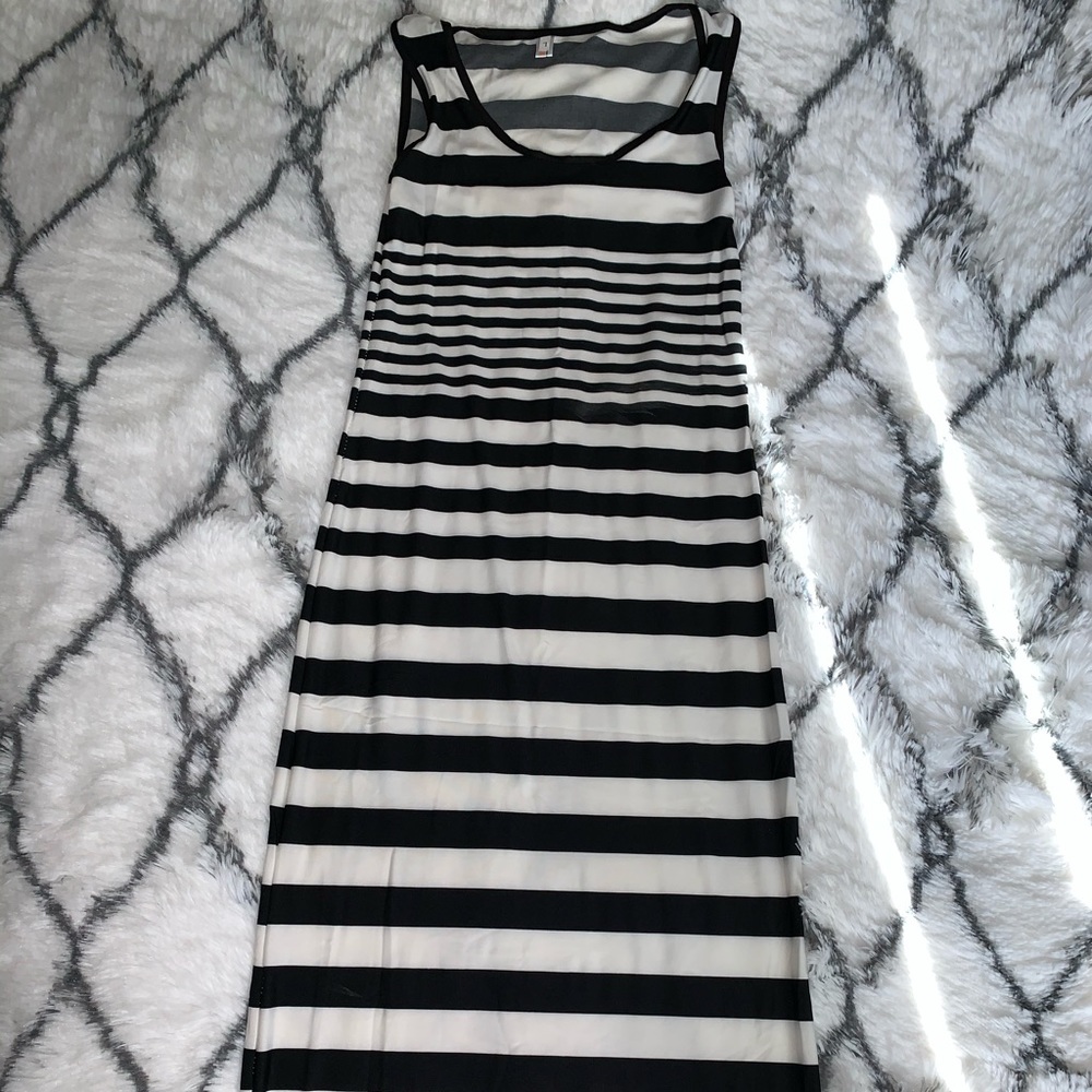 Women’s dress